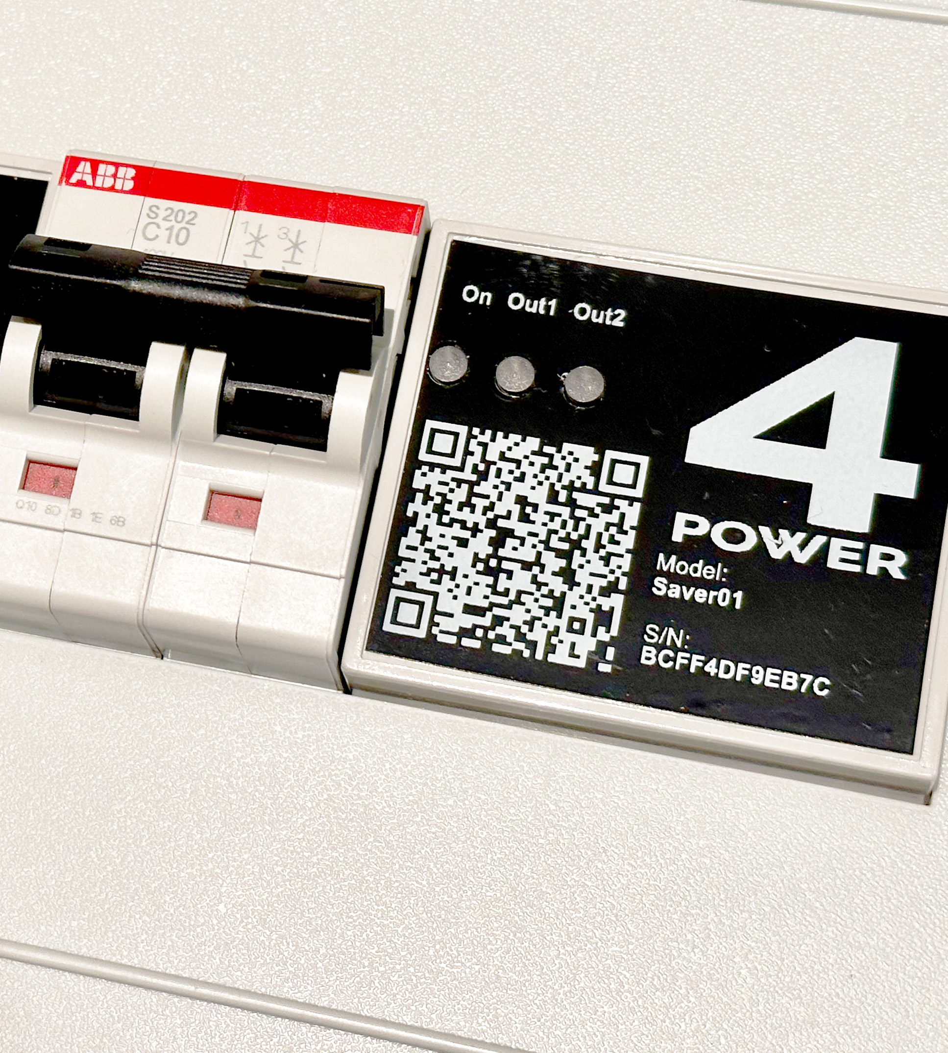 Saver01 modul i eltavle, sikrer optimalt strømforbrug.